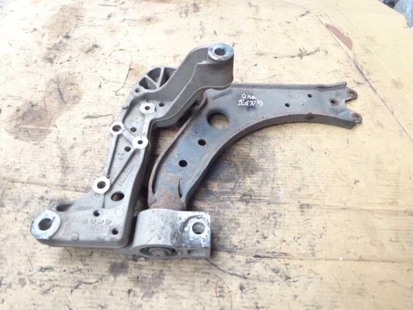 TRIANGLE+SUPPORT ALU AVANT DROIT VW GOLF 5 - Vue 1